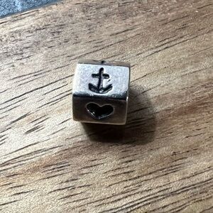 Pandora Silver Charm 925 B35